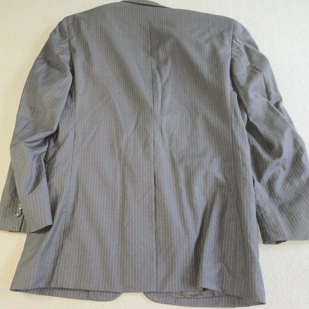 Jos. A. Bank Blazer Mens 40R Charcoal Gray Pinstripe 100% Wool 2-Button Coat